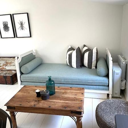 Ferienwohnung Cosy Camon Bolt-Hole Exterior foto
